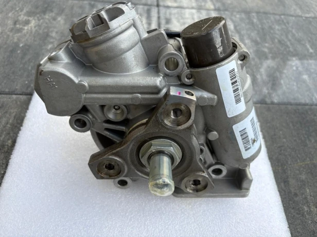 Sprzęgło Haldex 4 gen z pompą 0BR525554A Golf R Audi A3 TT S3 Tiguan