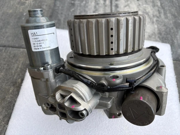 Sprzęgło Haldex 4 gen z pompą 0BR525554A Golf R Audi A3 TT S3 Tiguan